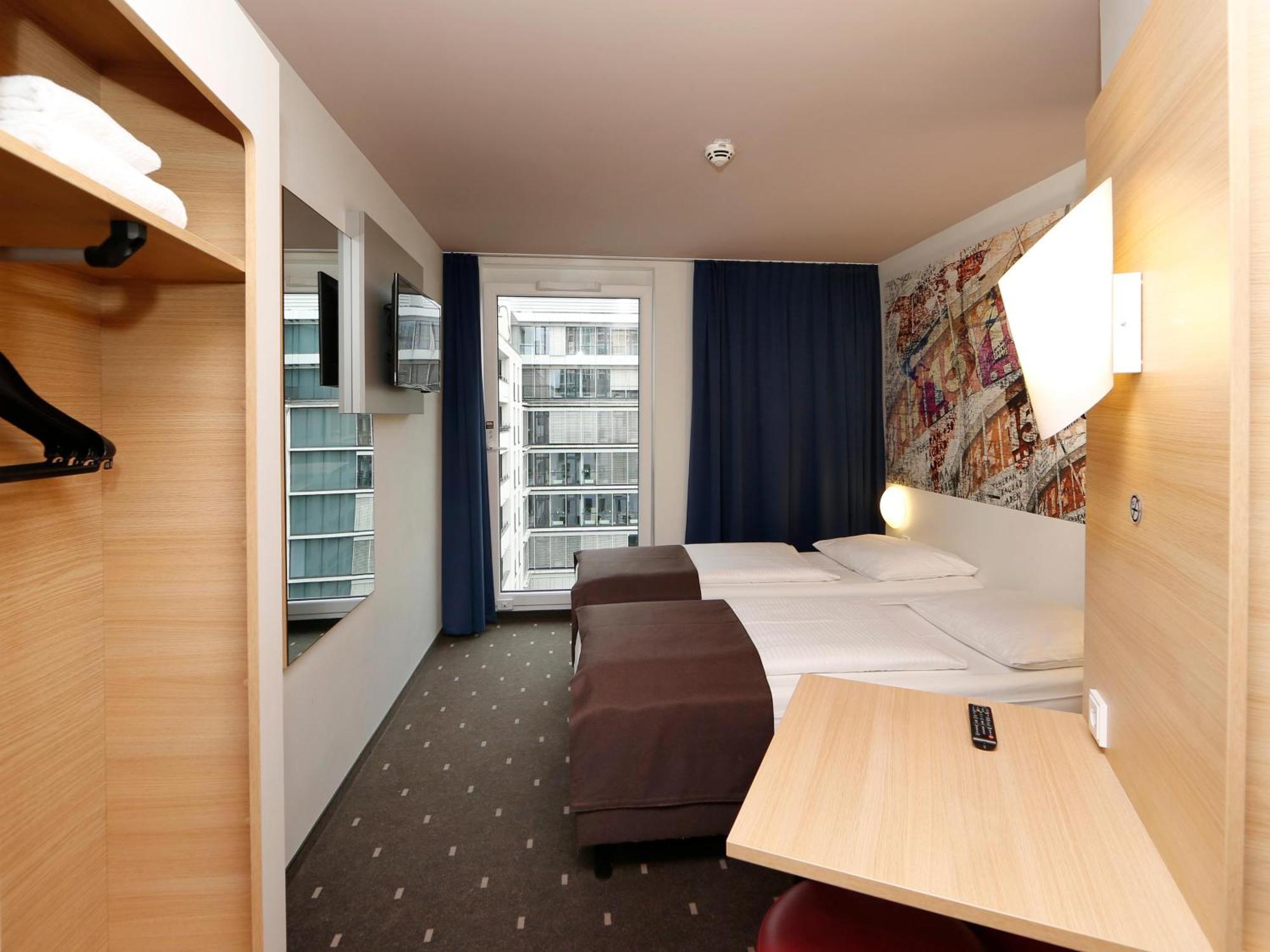 Hotel Berlin-alexanderplatz 3*